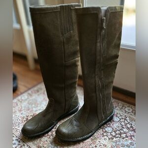 Clarks high boots in leather and suede